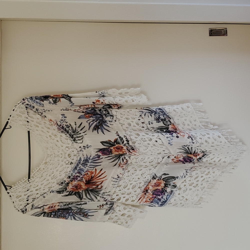 Handwoven Crotchet Dress- Medium- Flower patterned